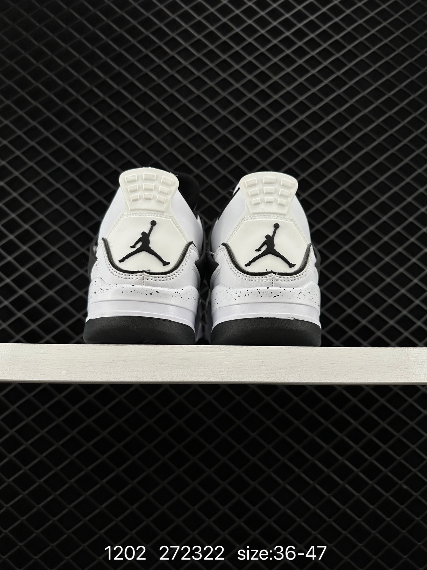 Nike Air Jordan 4 Retro